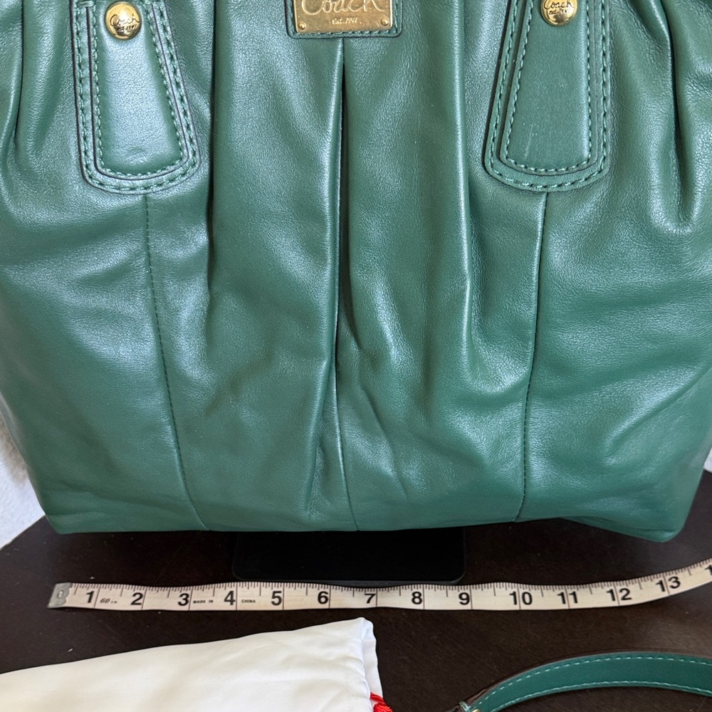 VINTAGE Coach Dark Green Leather Satchel with Gold Hardware - Picture 2 of 16